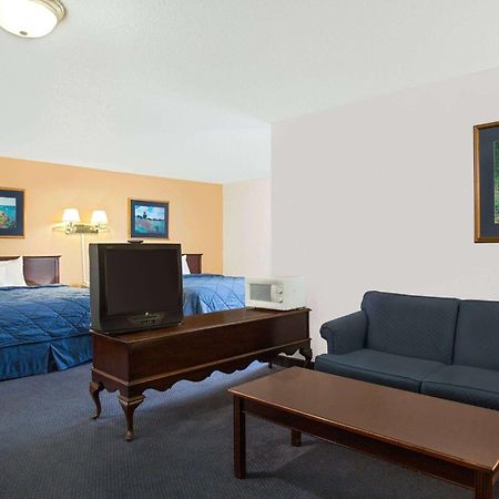 Super 8 By Wyndham Oroville Exterior photo